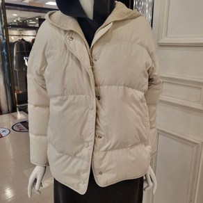 BCBG 비씨비지 봄24 니트 후드 경량 다운 B4A1F801