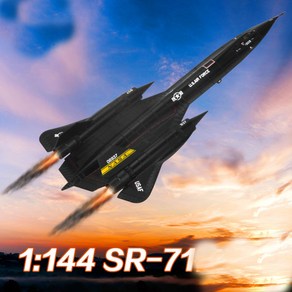 미공군 블랙버드 SR-71A 초음속 정찰기 1:144, 22.5*11.5*14cm, 1개