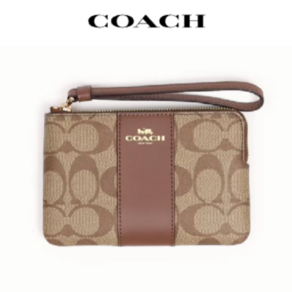 COACH 코치 시그니처 캔버스 소재의 코너 지퍼 손목 지갑 (골드/카키 안장 2) 58035