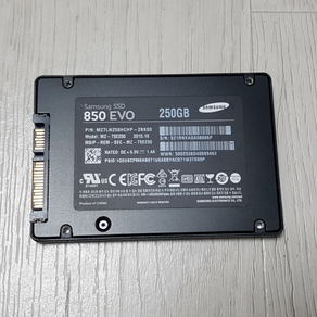 삼성정품 부팅용 SSD HDD 250GB WIN10 설치됨(인증받음) 여러os설치 중고제품