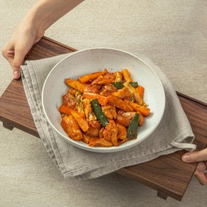 반하지 춘천닭갈비 양념500g + 우동사리220g B세트 2-3인분닭갈비 양념닭갈비 캠핑요리 밀키트 술안주 반찬