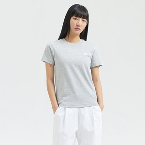 뉴발란스 여성용 스포츠 에센셜 통기성 스탠다드핏 반팔 티셔츠 NBNEFBV012