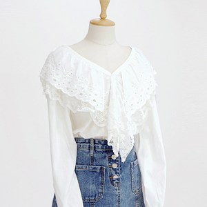레코브 브이넥 프릴 블라우스 LS4193BL002WHFRE