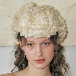 포에지담 CURLY EARFLAP HAT