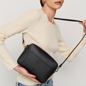 헤지스 포켓 포인트 크로스백