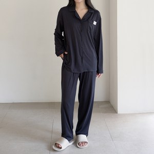 어나더디 커플용 보들 피치스킨 피치기모 긴팔 잠옷 상하의 세트