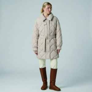 온앤온 여성용 벨티드절개카라중기장구스 점퍼