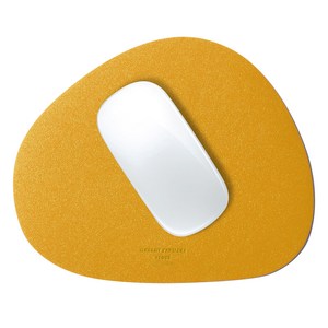 그리디파머스 가죽 마우스패드