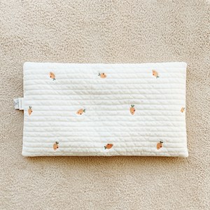 마롤로뜨 자수 누빔 씬 필로우 베개