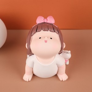 라베람 요가하는 소녀 장식 모형, D