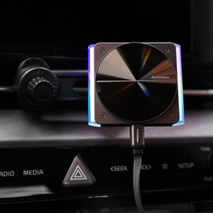 오토반 비트투 Qi2 차량용 맥세이프 고속 무선충전 자석거치대 소리반응LED RGB