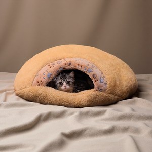밀폐형 방한 보온 고양이 침낭 숨숨집 애견 이불 겨울집, M, 베이지, 1개