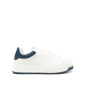 엠포리오아르마니 가죽 스니커즈