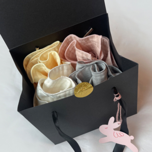 리틀무무캔디빕 4+1 4색 세트 사면 무료로 한 개 더! 360도 롤링턱받이세트 오가닉3중요루거즈 캉캉 프릴