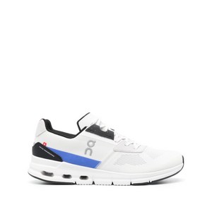 온러닝 멀티 패널 레이스업 스니커즈