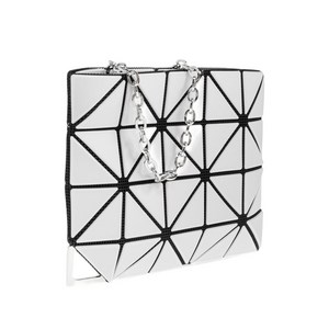 바오바오이세이미야케 루센트 지갑