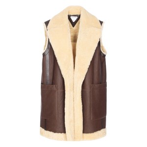 보테가 베네타 시어링 트리밍 레더 베스트