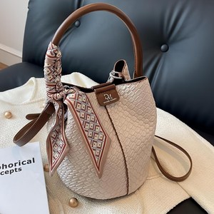 여성 패셔너블 대용량 버킷백