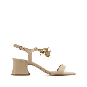 끌로에 참 장식 블록 힐 샌들 55mm, Europe 39(KR 255), 베이지계열