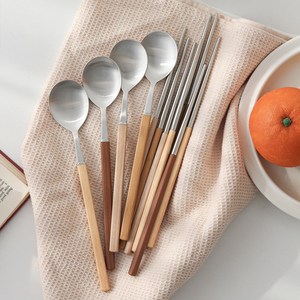우드필링 고급 스테인레스 수저 2인 세트, 1세트, 2인 [숟가락+젓가락], 레드파인+월넛