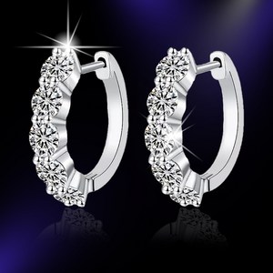 시르겜스 모이사나이트 원형 일상 모조 다이아몬드 귀걸이 DDMSZ-017