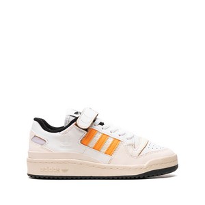 아디다스 포럼 84 로우 스니커즈