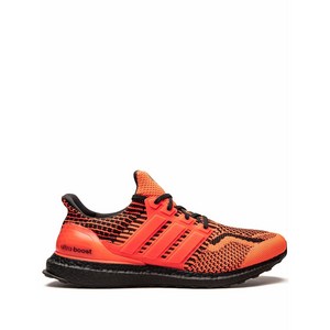 아디다스 울트라부스트 5.0 DNA 스니커즈