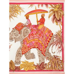 페라가모 인디아 프린트 실크 스카프