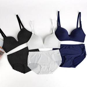 [스포티한 매력핏~!!] 레터링 코튼 노와이어 볼륨업 여성속옷 브라팬티세트 5색상 / N6010