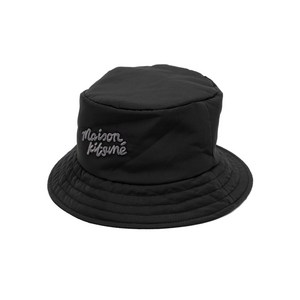 메종키츠네 로고 자수 버킷 햇