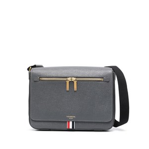 톰 브라운 레터링 로고 가죽 메신저 백