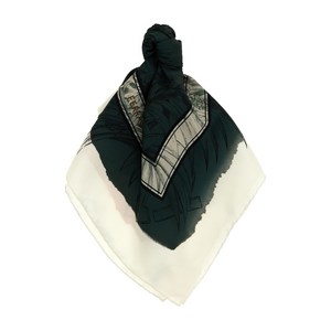 페라가모 플로럴 프린트 실크 스카프