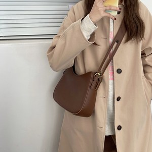 지니으니 고급스러운 여성 패션 데일리 가죽 숄더백
