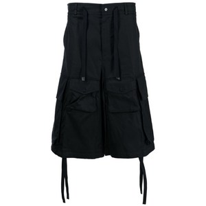 몽클레르 드롭 크로치 쇼츠