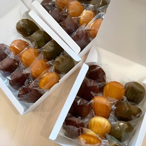 [쿠키굽는 발레리나] 축하 스승의날 감사선물 강력추천 수제 마들렌 12개입 결혼 웨딩 쿠키답례품 조문 조의 시보해제 승진 발령 퇴사 간식, 240g, 1박스