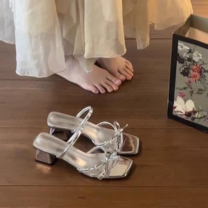 투니스 여성 리본 스트랩 뮬 하이힐 4cm