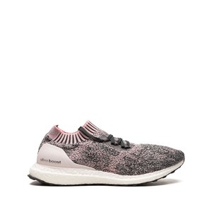 아디다스 울트라부스트 언케이지드 스니커즈