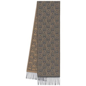 페라가모 모노그램 스카프