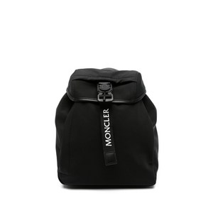 몽클레르 엠보스드 로고 폴드오버 백팩