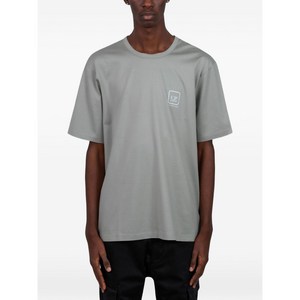 C.P.컴퍼니 배지 티셔츠, 그레이계열, Standard M(KR 100)