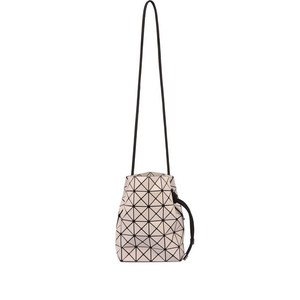 바오바오이세이미야케 기하학 드로스트링 버킷 백