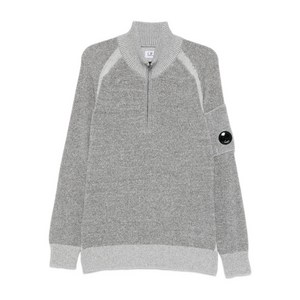 C.P.컴퍼니 로고 패치 지퍼 넥 스웨터