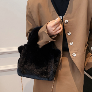 아베크듀블루 겨울 퍼밍 페이크퍼 토트백 크로스백