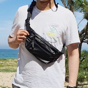 이지큅 힙색 가방