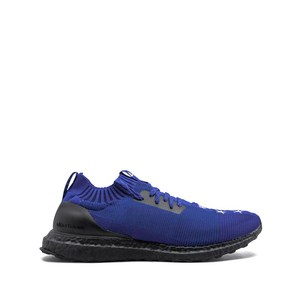 아디다스 울트라부스트 스니커즈