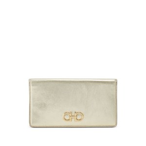 페라가모 간치니 버클 콘티넨탈 지갑