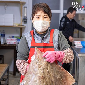 30년 경력 조여사 쫀득이 홍어 (애+탕거리 서비스), 조여사 국내산(대청도) 홍어 1kg, 강한숙성, 1개