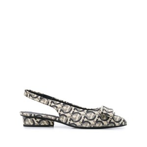 페라가모 바라 간치오 프린트 펌프스