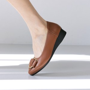 슈리오 여성 심플 포인트 데일리 로퍼 4cm