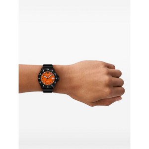 엠포리오아르마니 월드 익스플로러 42mm